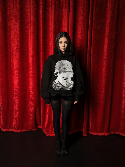 “No one” hoodie black